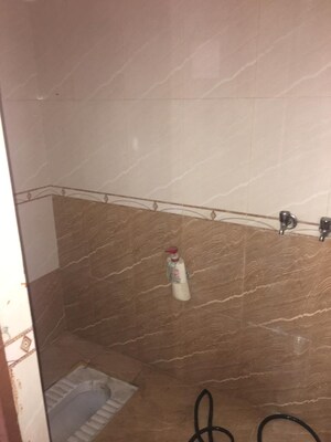 Bathroom in 1 BHK Independent House at Sarita Vihar – for Rent