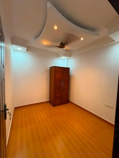 2 BHK +Builder Floor For Rent in Chattarpur