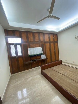 Bedroom in 3 BHK Builder Floor at Panchsheel Park – for Rent