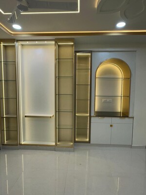 Room in 3 BHK Apartment at Frontline Seven, Kokapet – for Rent