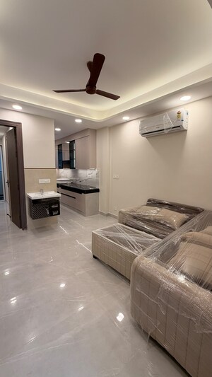 Living Room in 2 BHK Builder Floor at Sector 46 – for Rent