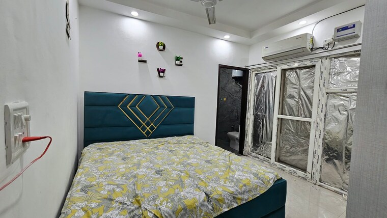 Bedroom, south delhi 1 Bedroom 500 Sq.Ft. Apartment In South Delhi Delhi 10720580