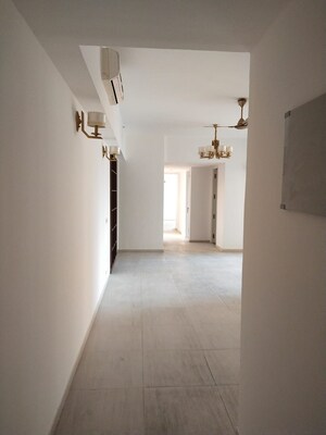 Room in 3 BHK Apartment at M3M Merlin, Sector 67 – for Rent