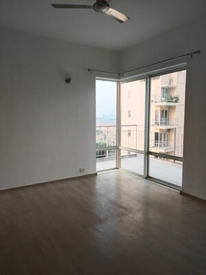 Room in 3 BHK Apartment at M3M Merlin, Sector 67 – for Rent
