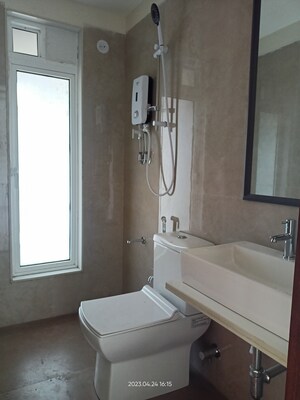 Bathroom in 1 BHK Apartment at Srishti Oasis Phase I, Bhandup West – for Sale