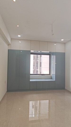 Room in 3 BHK Apartment at SRR Sriram River View, Narsingi – for Rent