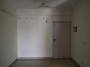 Room in 2.5 BHK Apartment at SCC Sapphire, Raj Nagar Extension – for Sale