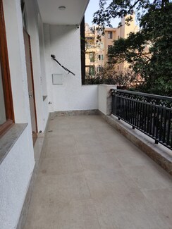 3 BHK +Builder Floor For Rent in Defence Colony