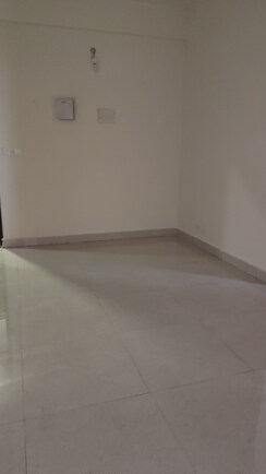 2 BHK Apartment For Rent in Signature Global The Roselia