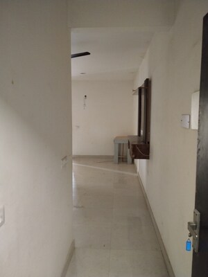 Bathroom in 2 BHK Apartment at Signature Global The Roselia, Sector 95a – for Rent