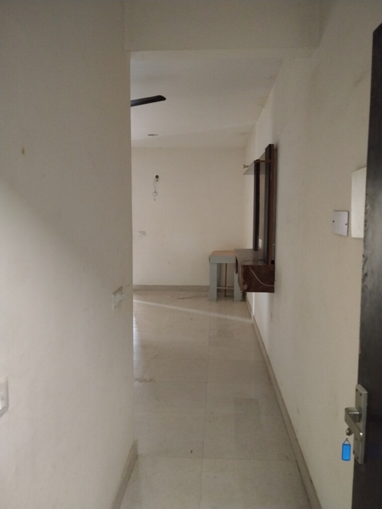 Bathroom, signature-global-the-roselia 2 Bedroom 970 Sq.Ft. Apartment In Sector 95a Gurgaon 10721019