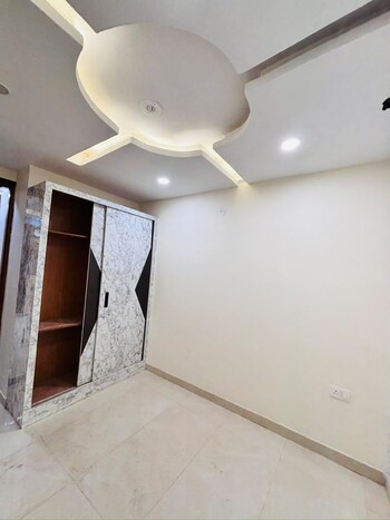 3 BHK Builder Floor for Rent in Dwarka Mor, Delhi