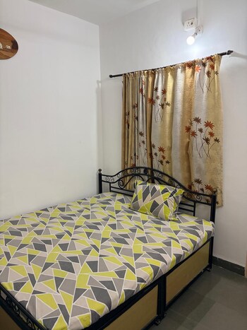 Morya Yash Plaza