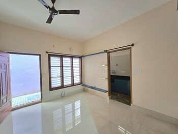 1 BHK Flat for Rent in Indiranagar, Bangalore