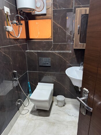 3 BHK Builder Floor for Rent in Indrapuram, Ghaziabad