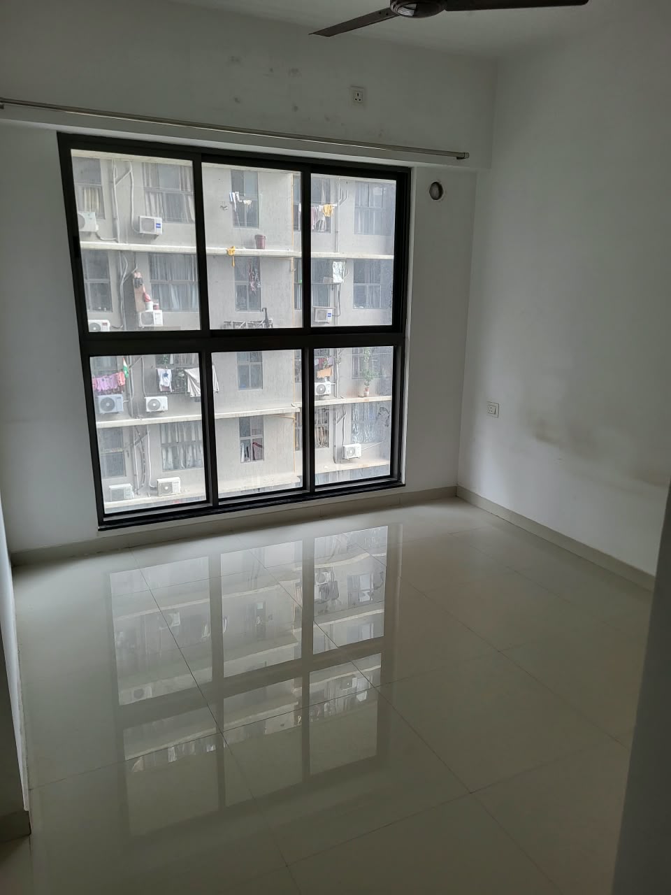 Uk Rent. Map Rental 1 Bedroom 410 Sq.Ft. Apartment in UK Iridium, Kandivali East ...