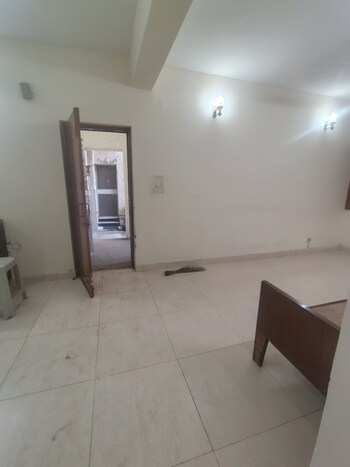 2.5 BHK Builder Floor for Rent in Sheikh Sarai, Delhi