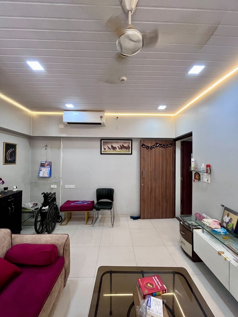 Team Area, lodha-amara 1 Bedroom 550 Sq.Ft. Apartment In Kolshet Road Thane 10725478