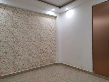 2 BHK Builder Floor for Rent in Chattarpur, Delhi