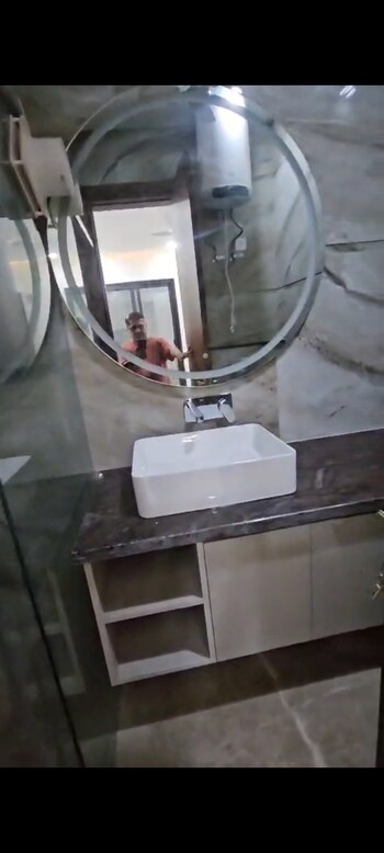 4 BHK Flat for Sale in Vasant Kunj, Delhi