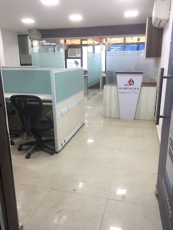 Office Space for Rent in Netaji Subhash Place, Delhi