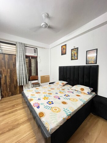 1 BHK Builder Floor for Rent in Saket, Delhi