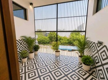 4 BHK Builder Floor for Rent in Sector 105, Noida