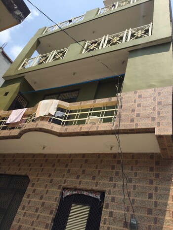 6 BHK House for Sale in Sarfabad Village, Noida