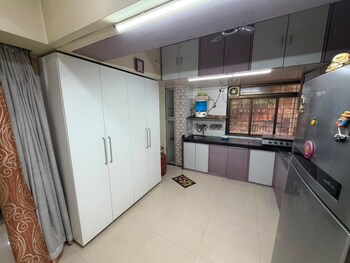 3 BHK Flat for Rent in Thakurdwar, Mumbai