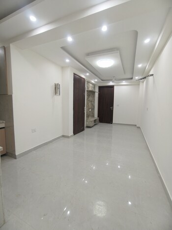 2 BHK Builder Floor for Rent in Chattarpur, Delhi