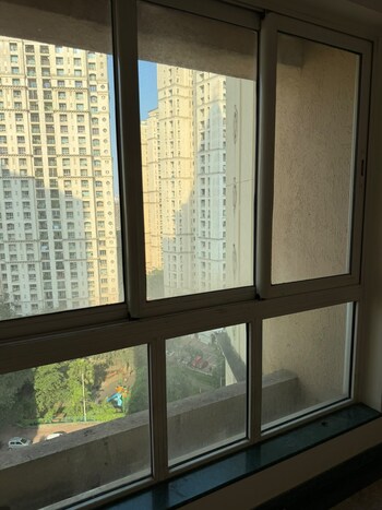 Hiranandani Meadows