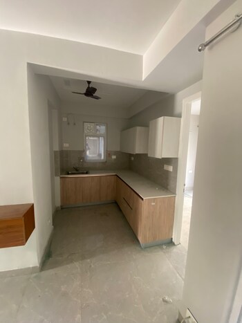 Signature Global City 81