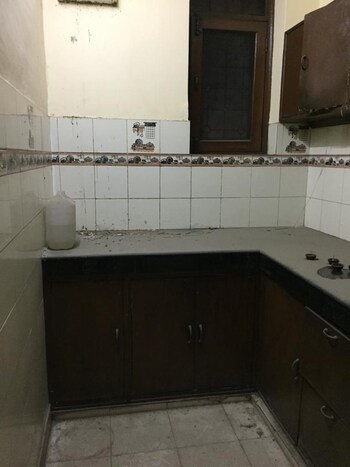 1.5 BHK House for Rent in Sarita Vihar, Delhi