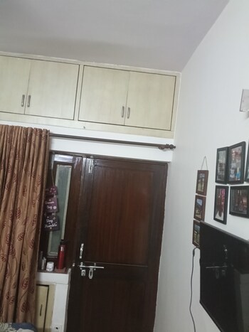 2 BHK Builder Floor for Rent in Sector 15, Noida