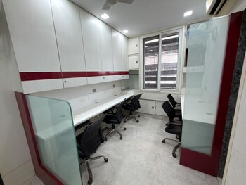 Office Space for Rent in Netaji Subhash Place, Delhi