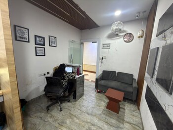 Office Space for Rent in Netaji Subhash Place, Delhi
