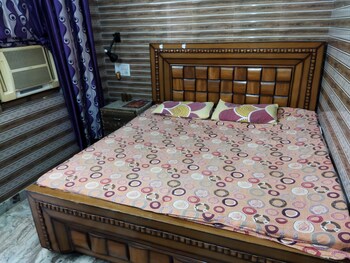 1 RK Flat for Rent in Dwarka Sector 16, Delhi