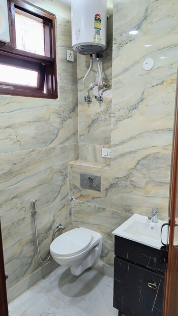 3 BHK Builder Floor for Sale in West Patel Nagar, Delhi