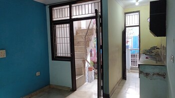 1 BHK Builder Floor for Rent in Vaishali Sector 3, Ghaziabad