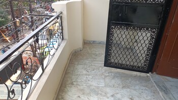 1 BHK Builder Floor for Rent in Vaishali Sector 2, Ghaziabad