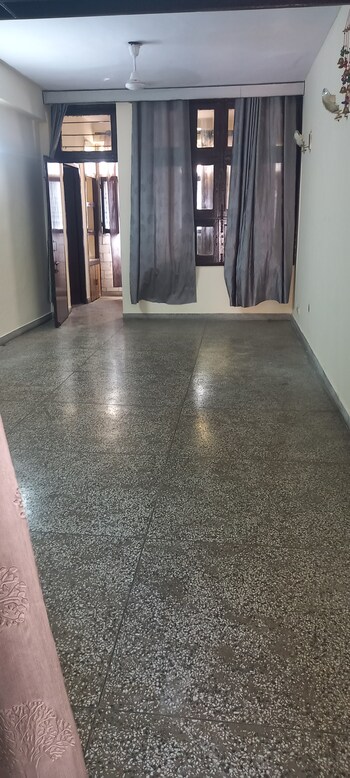 1 BHK Flat for Rent in Ip Extension, Delhi