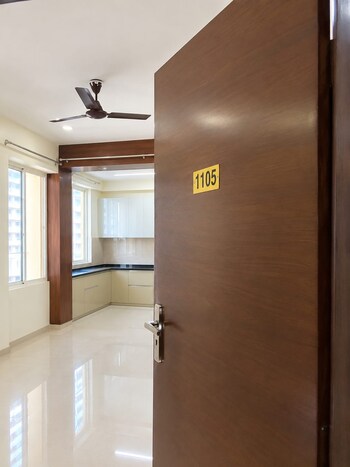 Shree Vardhman Green Court