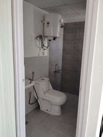 Suncity Avenue 76