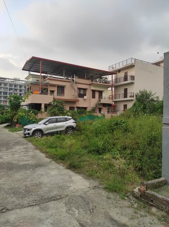 Plot for Sale in Shahastradhara Road, Dehradun