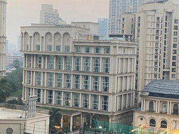Hiranandani Highland