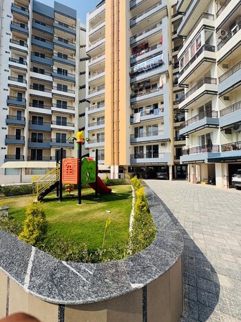 5 BHK Flat for Sale in Sector 12, Lucknow