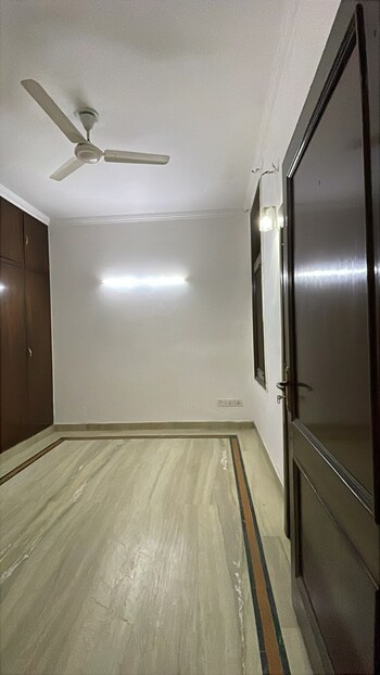 2 BHK Builder Floor for Rent in Green Park, Delhi