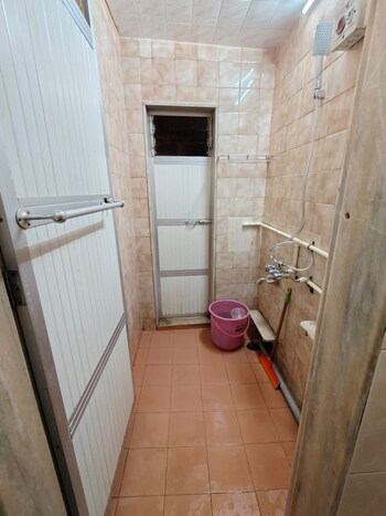 2 BHK Flat for Rent in Andheri West, Mumbai