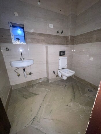 2 BHK Builder Floor for Rent in Rohini Sector 24, Delhi
