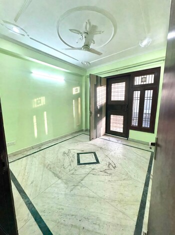 3 BHK Builder Floor for Rent in Sector 52, Gurgaon